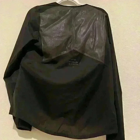 NWT flawed Jacket Nike Storm-FIT ADV Running Division Women Sz S Down Filled - Picture 7 of 9